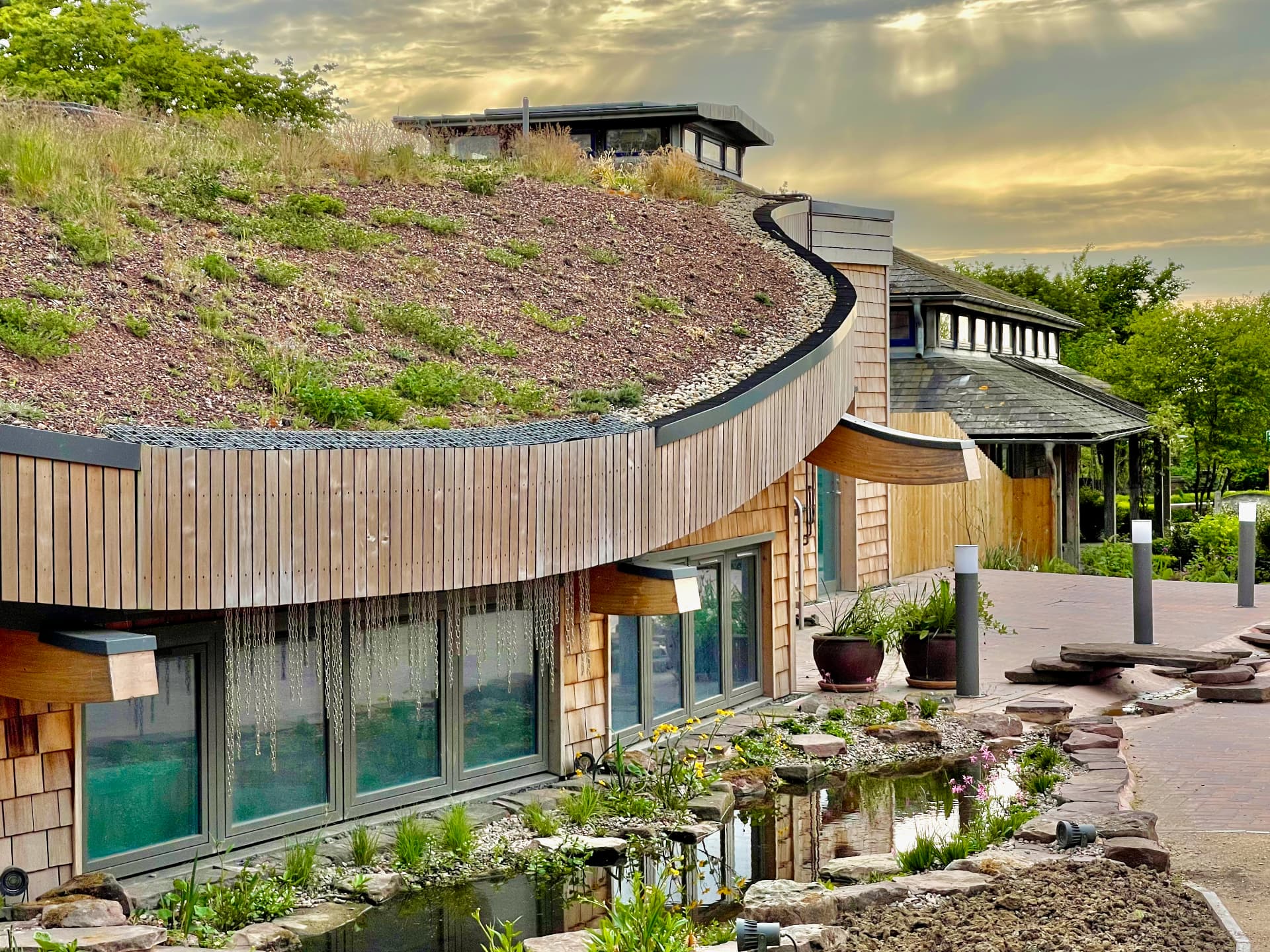 Curved biodiverse green roof in Oxford